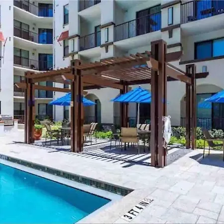 Blooming Journey In Tampa Bay! Apartment Exterior photo