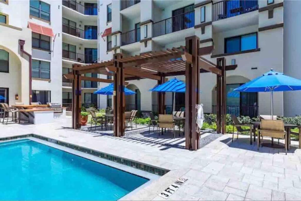 Blooming Journey In Bay! Apartment Tampa